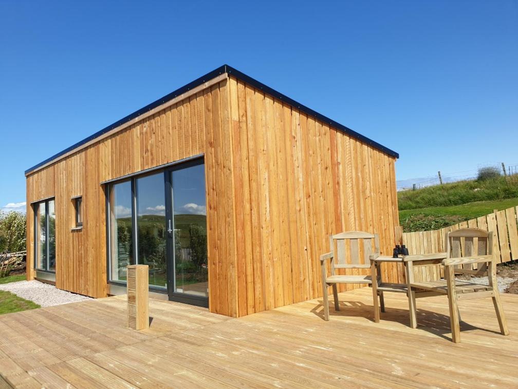 Flora'S Cliff View Villa Kilmuir  Exterior photo